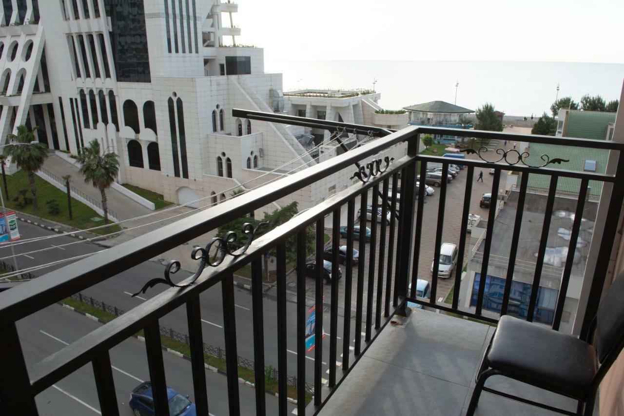 Apartment With Sea View Batumi Exterior photo