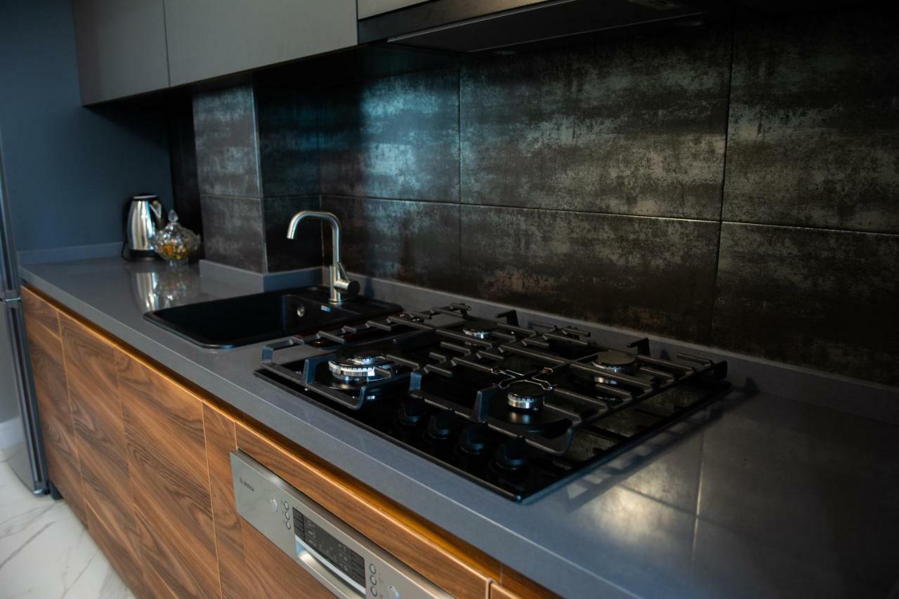 Apartment With Sea View Batumi Exterior photo
