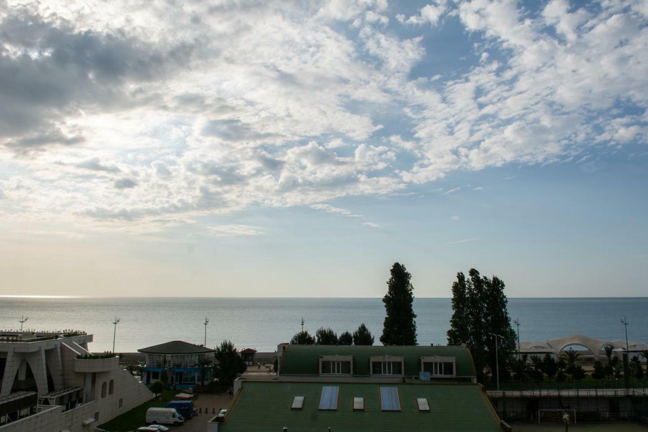 Apartment With Sea View Batumi Exterior photo